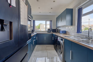 Kitchen- click for photo gallery
